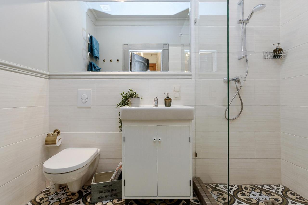 Stabu Deluxe Apartment รีกา ภายนอก รูปภาพ